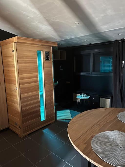 Suite Avec Sauna 36M² Niort Exterior photo